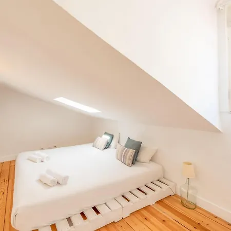 Guestready - Sunny Family Duplex In Anjos Лиссабон