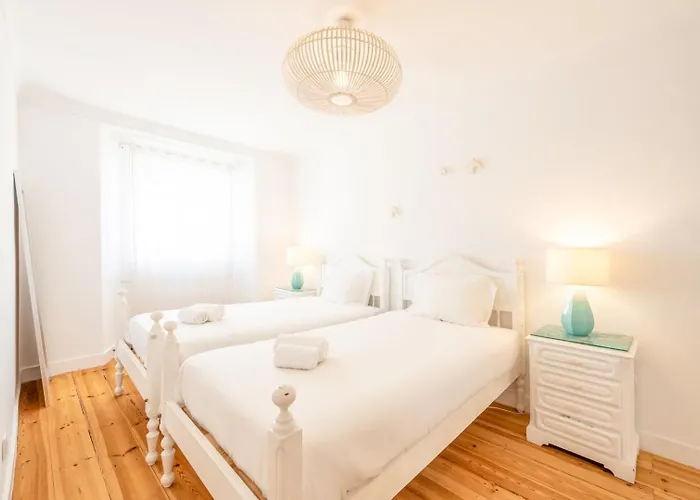 Guestready - Sunny Family Duplex In Anjos Lägenhet *