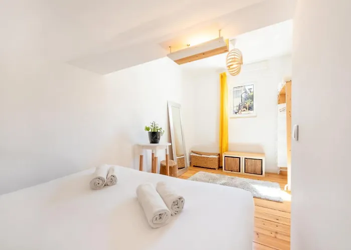 Guestready - Sunny Family Duplex In Anjos Lägenhet *